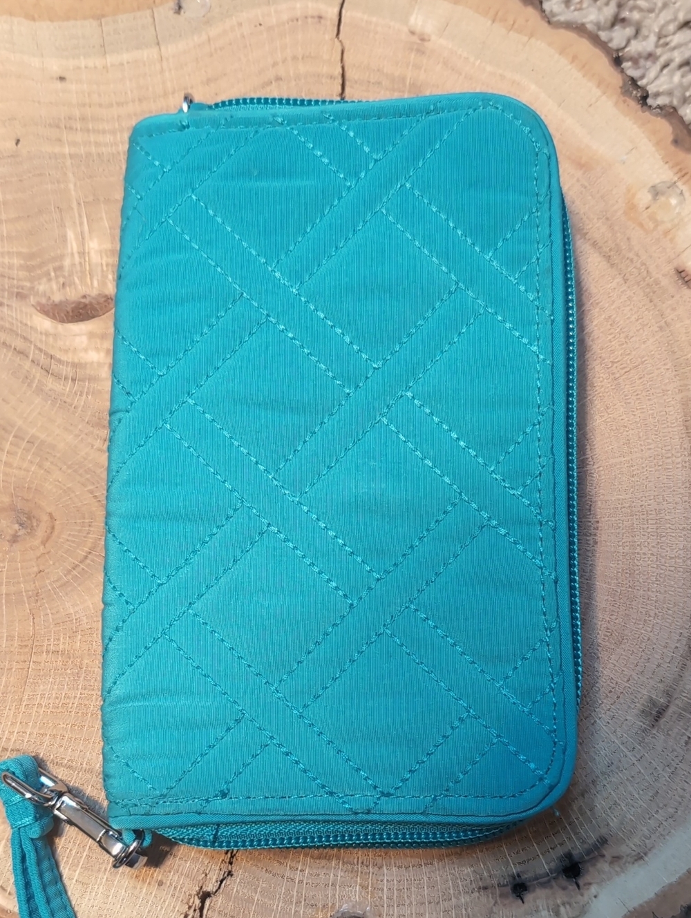 Vera Bradley Turquoise Sea Grab & Go Wristlet Bag Quilted Strap Wallet - Picture 8 of 10
